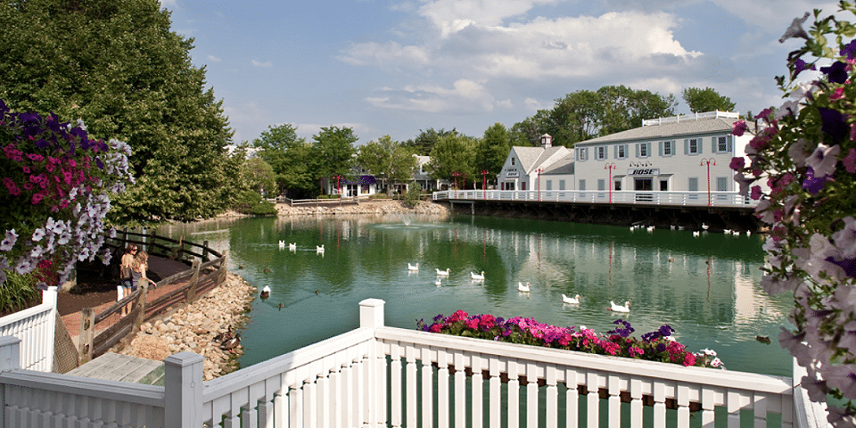Aurora Farms Premium Outlets | I-80 Exit Guide