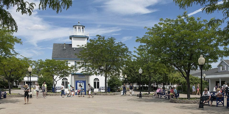 Lighthouse Place Premium Outlets - Michigan City, Indiana | I-80 Exit Guide
