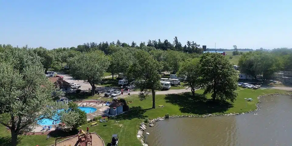 Beyonder Getaway at Sleepy Hollow – Oxford, IA