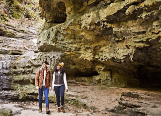 Starved Rock State Park – Oglesby, IL Starved Rock State Park | Photo Credit: Illinois Office of Tourism