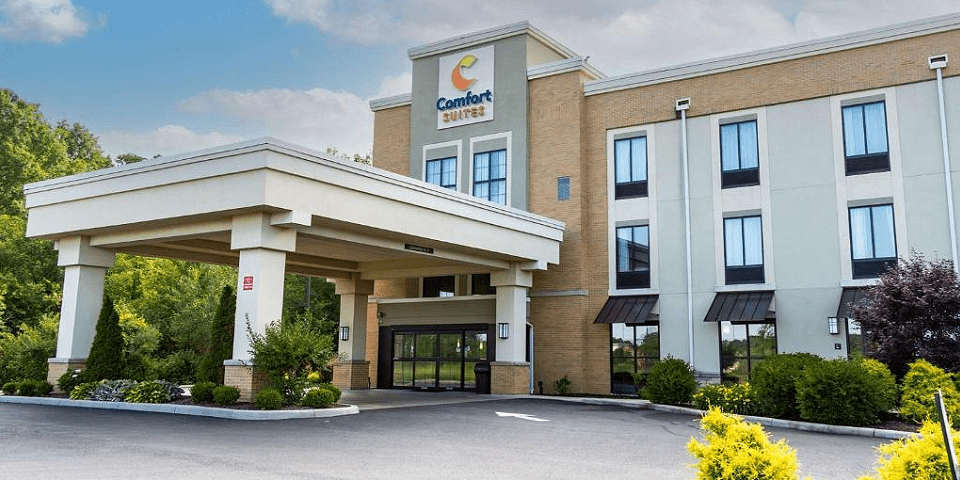 Comfort Suites, Youngstown, Ohio | I-80 Exit Guide