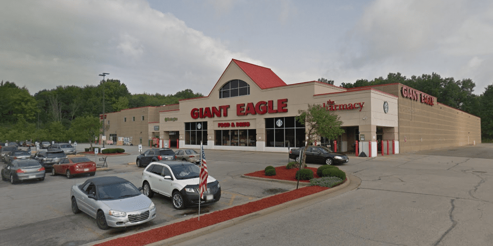 Giant Eagle, Youngstown, Ohio | I-80 Exit Guide